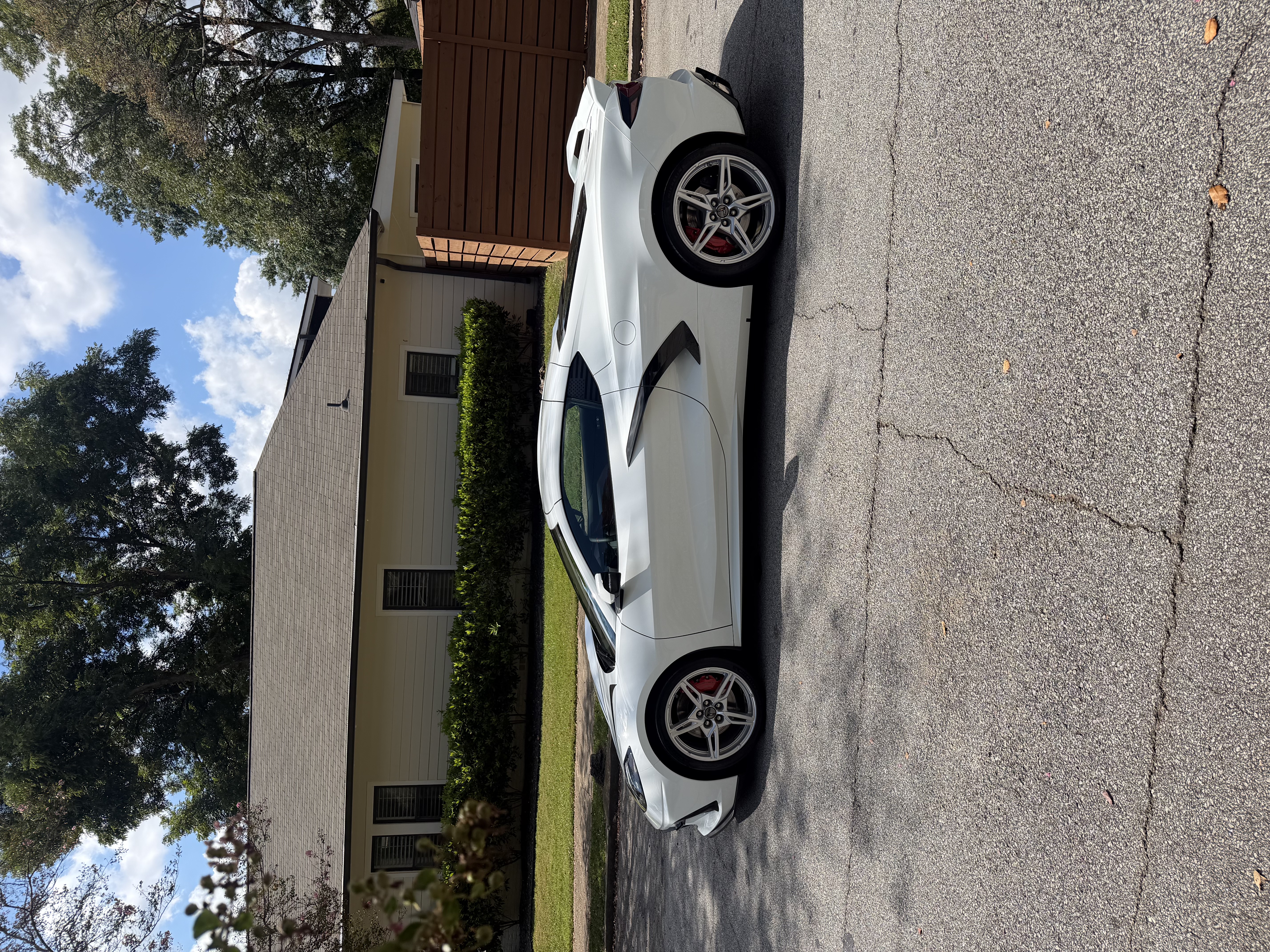 Used 2022 Chevrolet Corvette Stingray Preferred Cpe w/ Z51 Performance Package RWD image 8