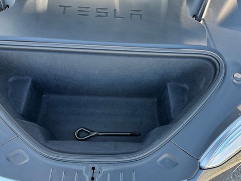 Used 2018 Tesla Model S 75D image 14