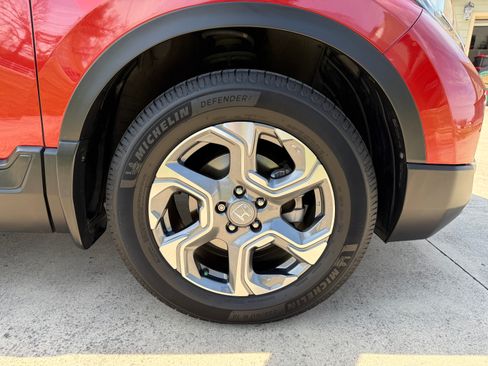 Used 2018 Honda CR-V EX image 9