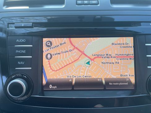 Used 2013 MAZDA MAZDA3 i Grand Touring w/ Tech Pkg image 12