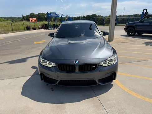 Used 2016 BMW M3 RWD image 2