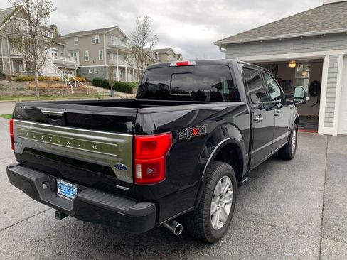 Used 2018 Ford F150 Platinum w/ Equipment Group 701A Luxury image 6