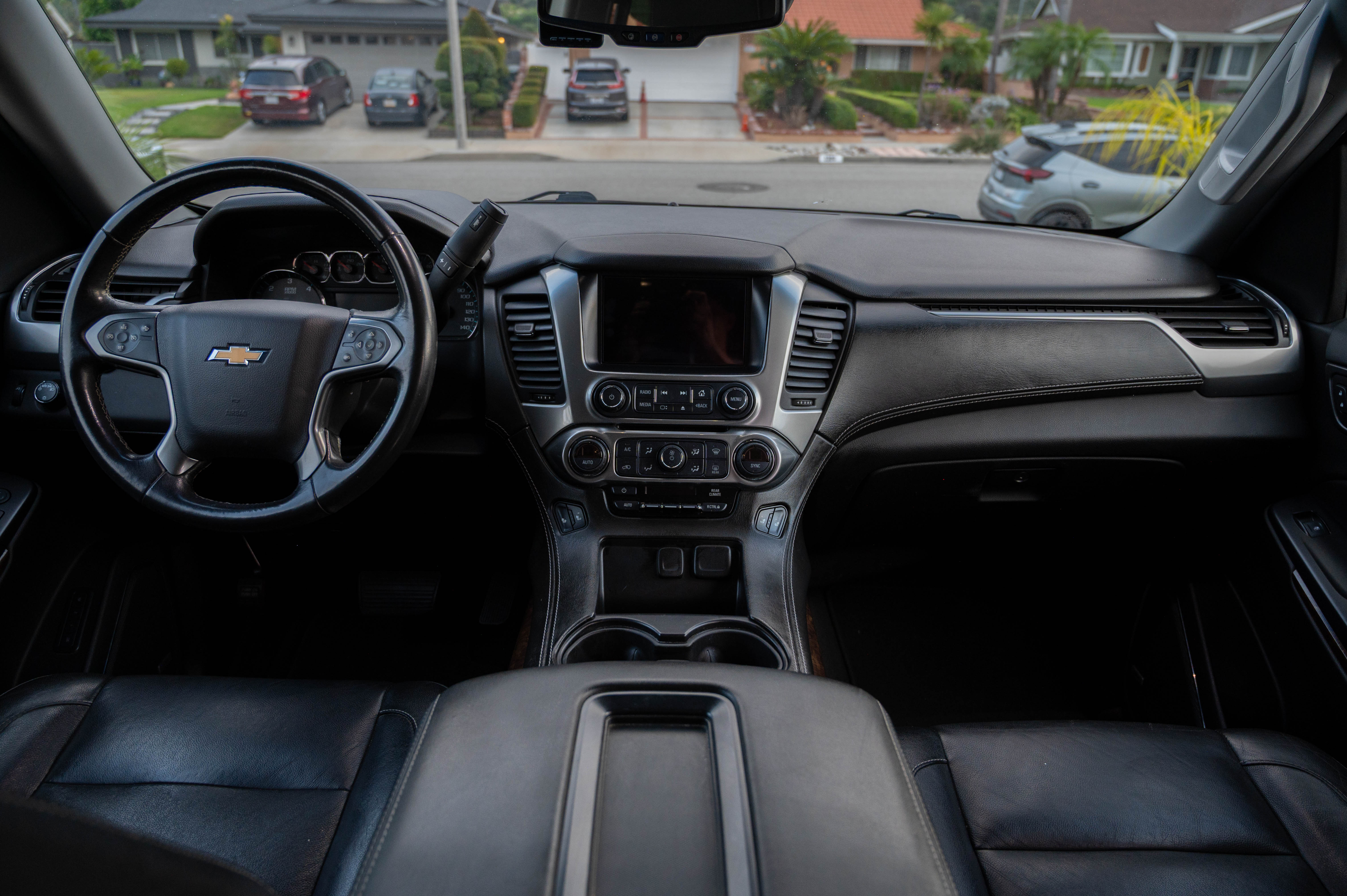 Used 2019 Chevrolet Tahoe LT w/ LT Midnight Edition RWD image 19