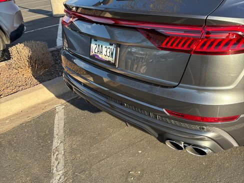 Used 2023 Audi SQ8 Prestige w/ Prestige Package image 16