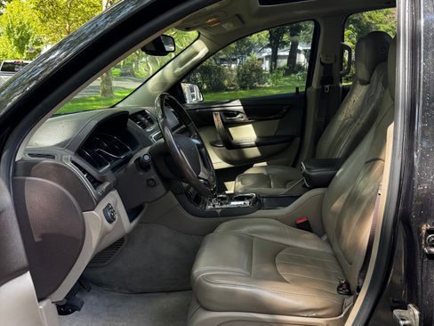 Used 2013 GMC Acadia Denali AWD/4WD image 13