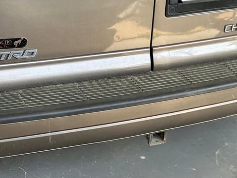 Used 2000 Chevrolet Astro Passenger RWD image 11