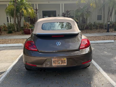 Used 2015 Volkswagen Beetle 1.8T image 5