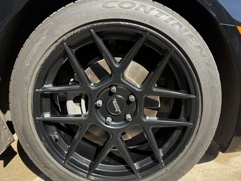 Used 2015 Chevrolet Camaro LT w/ RS Package image 15