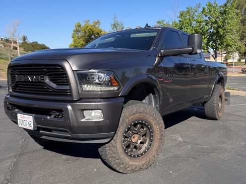 Used 2018 RAM 2500 Laramie w/ Sport Appearance Group image 5