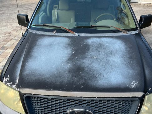 Used 2004 Ford F150 XLT image 6