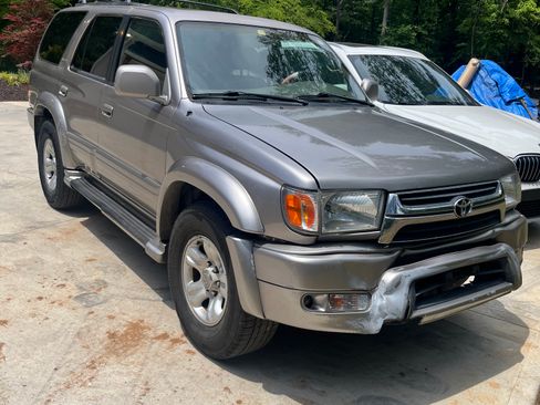 Used 2002 Toyota 4Runner Limited RWD image 2
