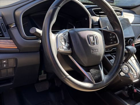 Used 2018 Honda CR-V Touring image 24