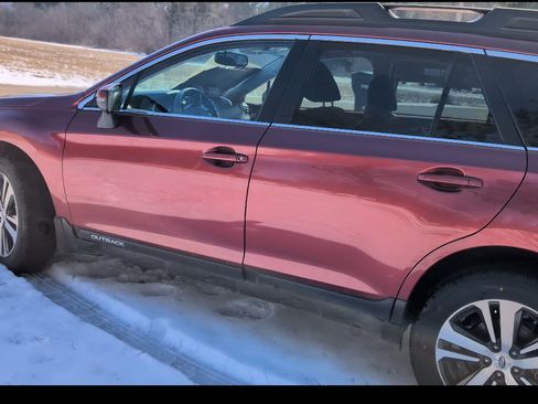 Used 2018 Subaru Outback 3.6R Limited w/ Popular Package #2 image 5