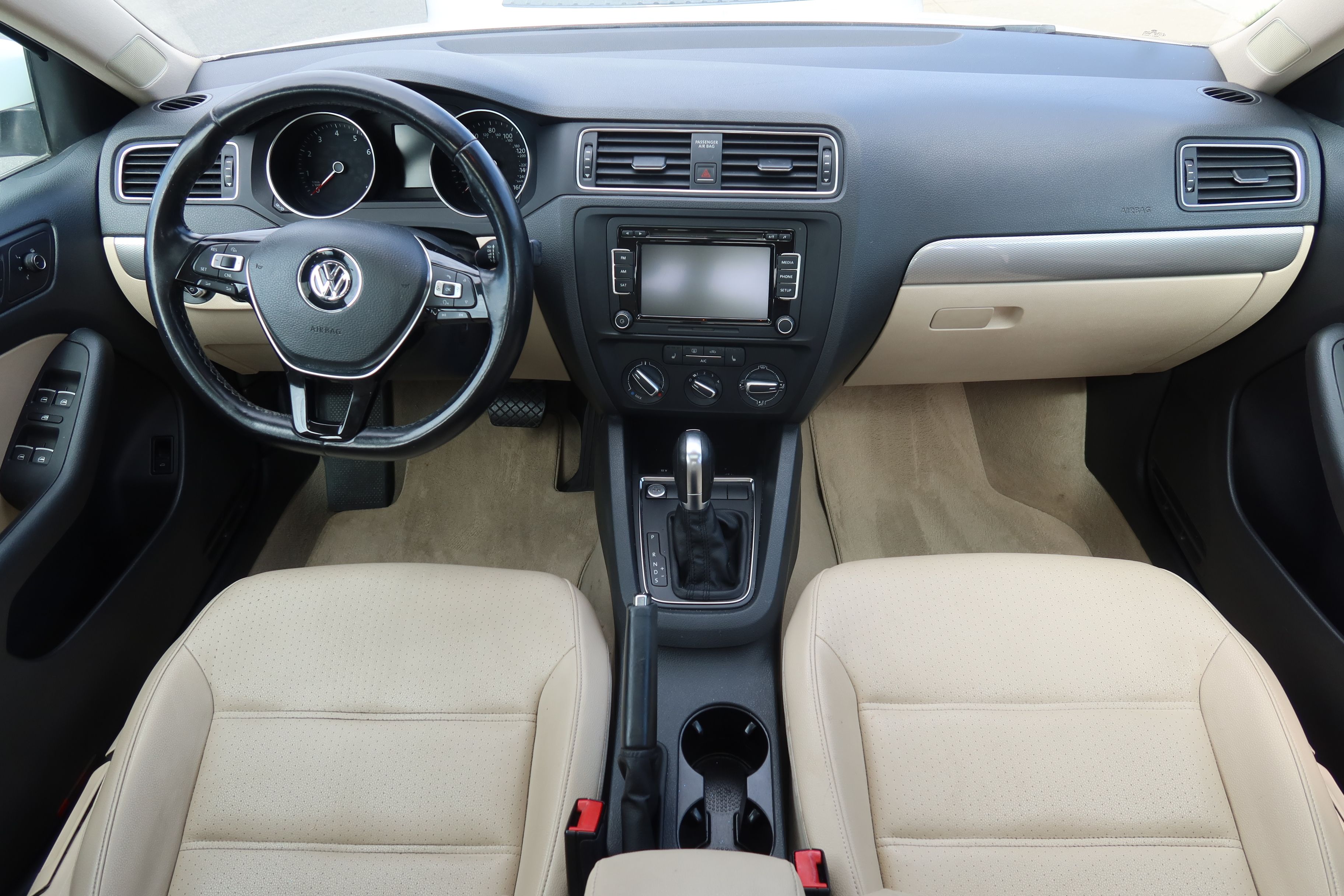 Used 2015 Volkswagen Jetta SE FWD image 5