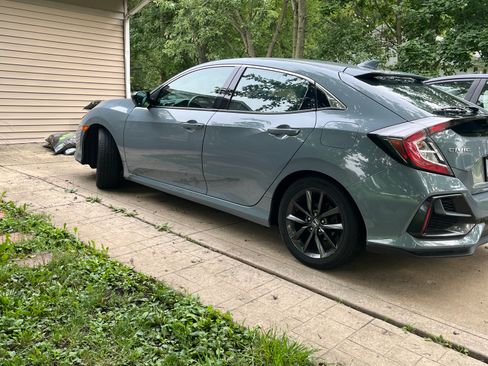 Used 2020 Honda Civic EX image 4