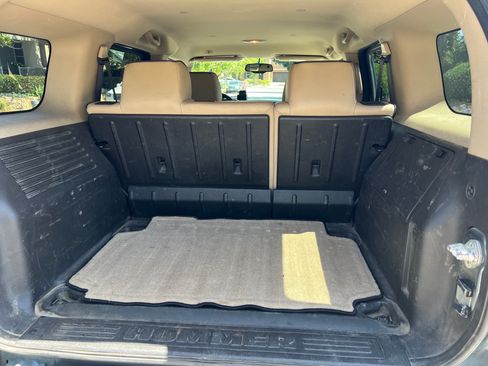 Used 2007 HUMMER H3 AWD/4WD image 6