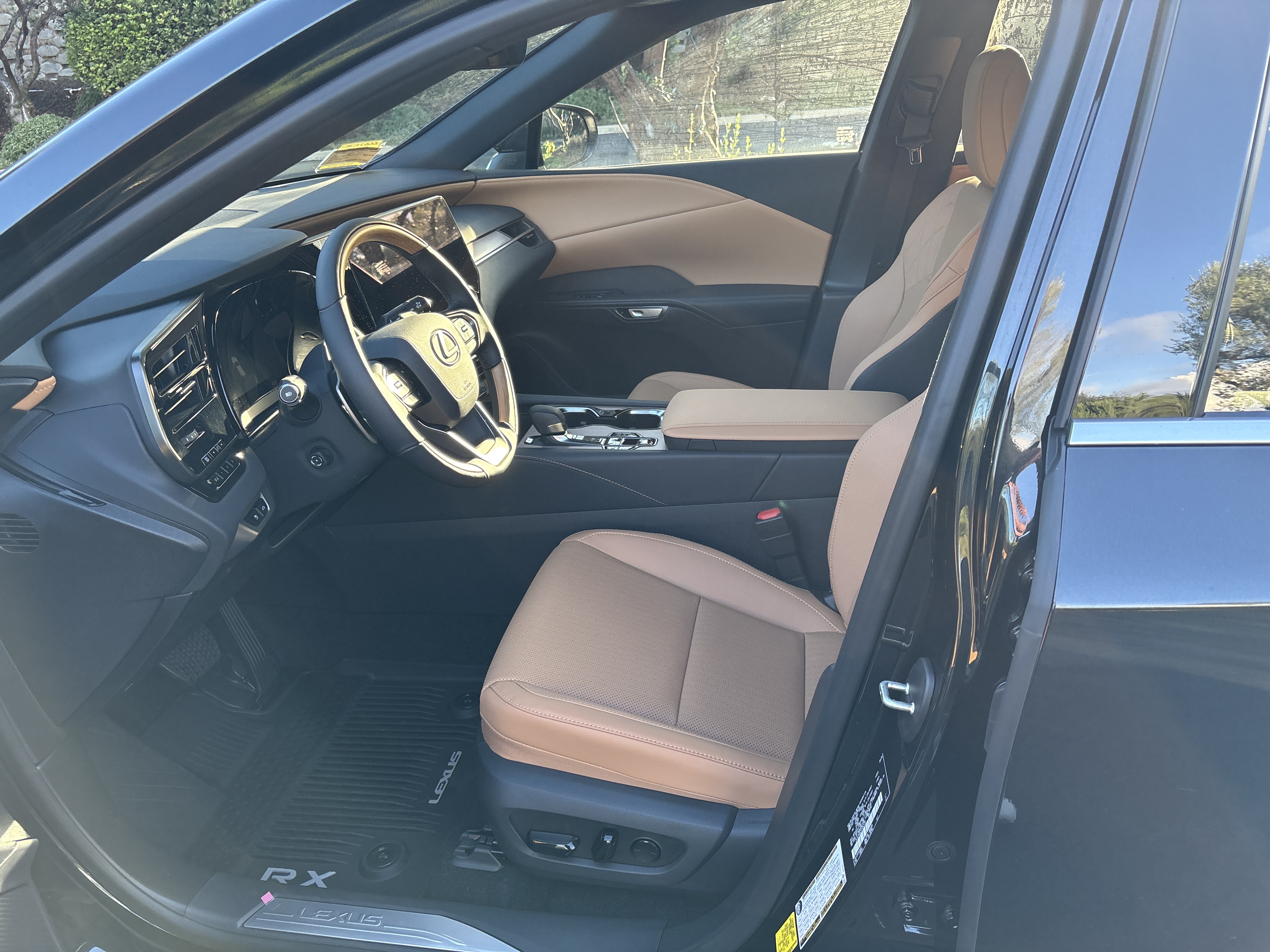 Used 2026 Lexus RX 450h AWD w/ Convenience Package image 6