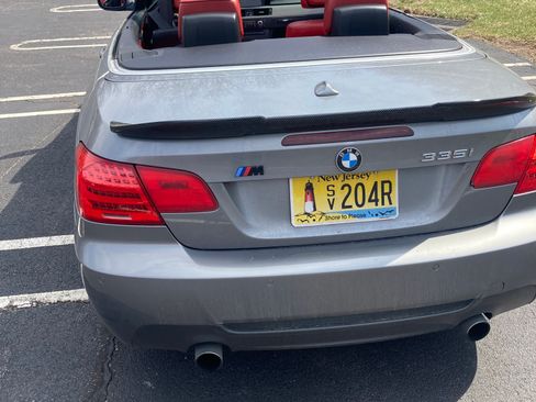 Used 2013 BMW 335i Convertible image 6