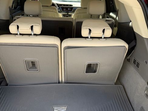 Used 2020 Cadillac XT6 Premium Luxury image 16