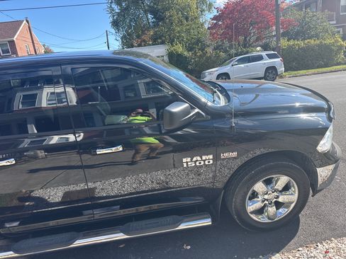 Used 2016 RAM 1500 Big Horn image 9