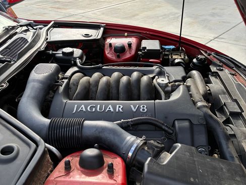 Used 1999 Jaguar XK8 Coupe image 9