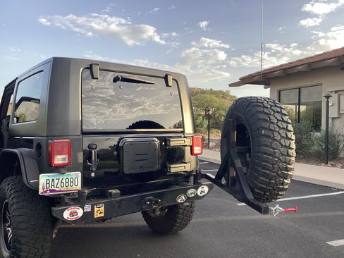 Used 2010 Jeep Wrangler Rubicon w/ PWR Convenience Group AWD/4WD image 21