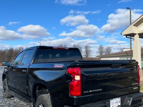 Used 2023 Chevrolet Silverado 1500 Custom Trail Boss image 14