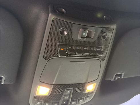 Used 2021 Ford F250 Platinum w/ FX4 Off-Road Package image 10