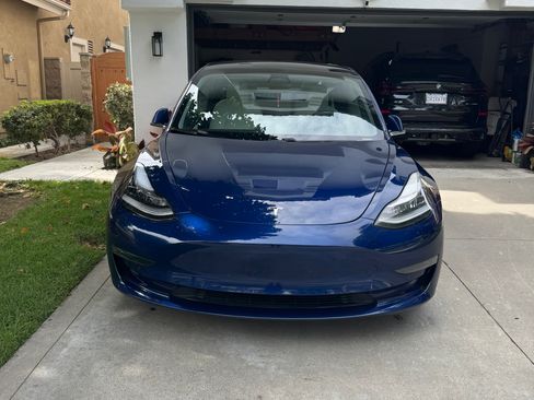 Used 2019 Tesla Model 3 Performance AWD/4WD image 5