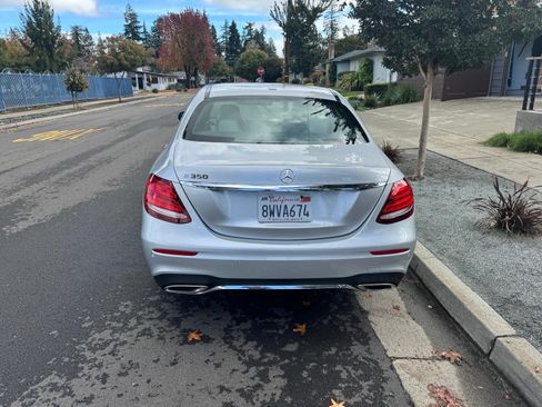 Used 2020 Mercedes-Benz E 350 Sedan image 2