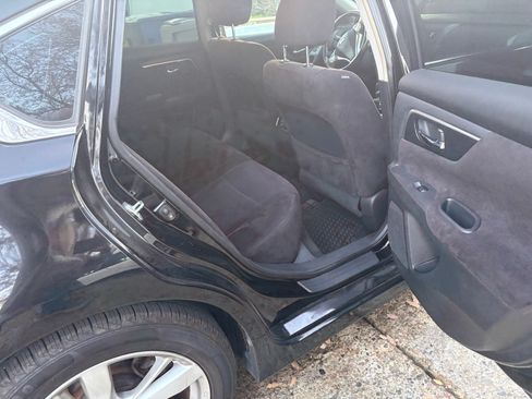 Used 2013 Nissan Altima 2.5 SV image 10