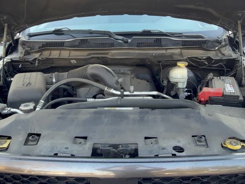 Used 2017 RAM 1500 Express w/ Express Value Package RWD image 18