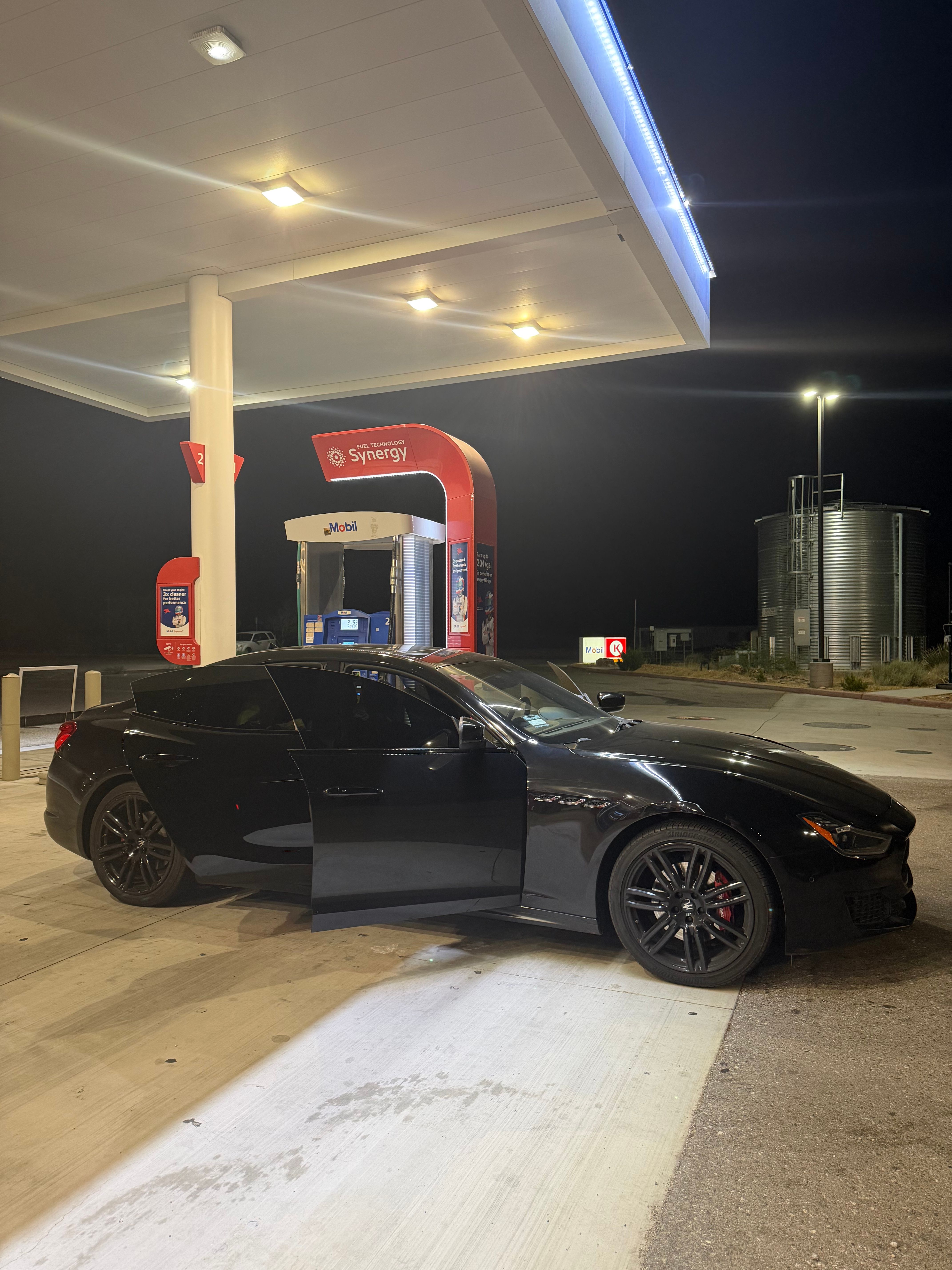 Used 2018 Maserati Ghibli RWD image 29