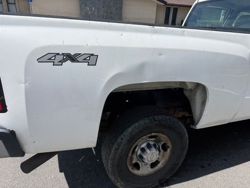 Used 2007 Chevrolet Silverado 2500 W/T w/ LS Package image 11