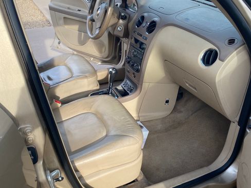 Used 2006 Chevrolet HHR LT w/ Preferred Equipment Group image 6