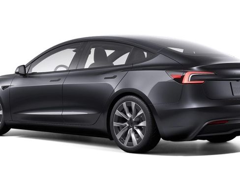 Used 2026 Tesla Model 3 AWD/4WD image 4