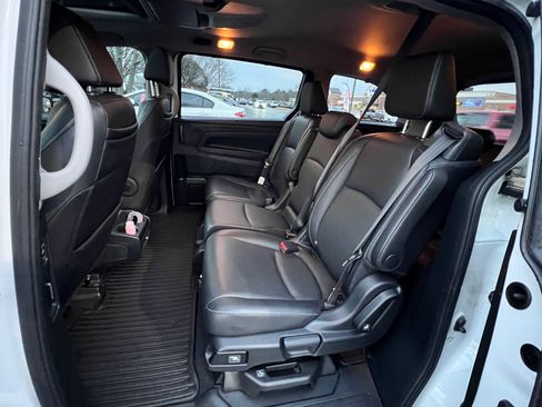 Used 2024 Honda Odyssey Touring image 5