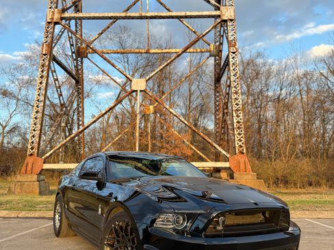 Used 2013 Ford Mustang Shelby GT500 image 8