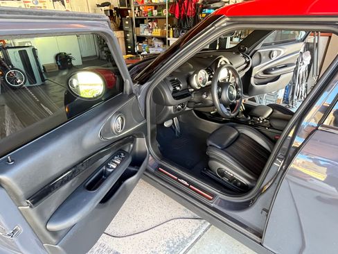 Used 2020 MINI Cooper Clubman John Cooper Works image 11