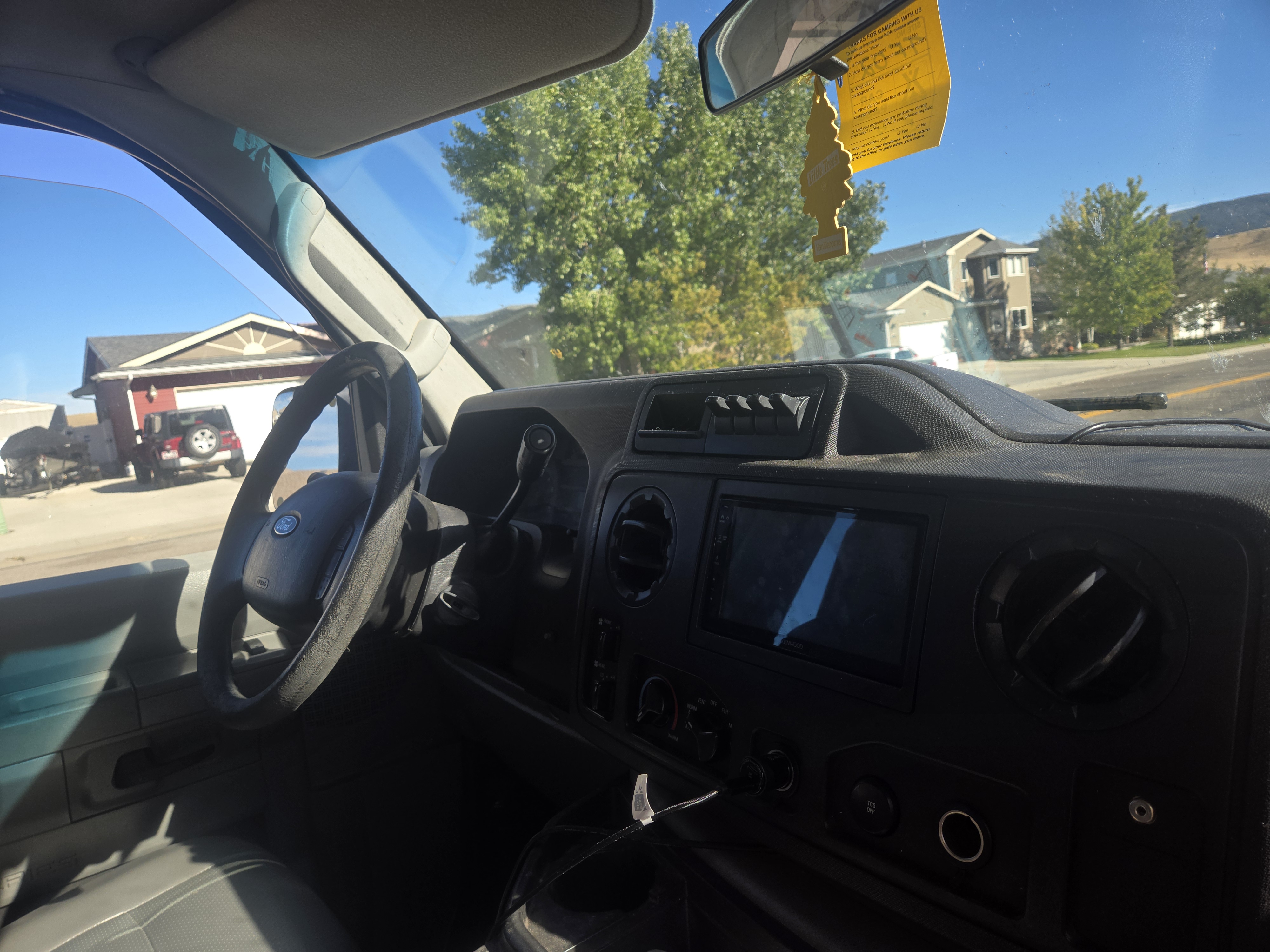 Used 2014 Ford E-350 and Econoline 350 XL RWD image 11