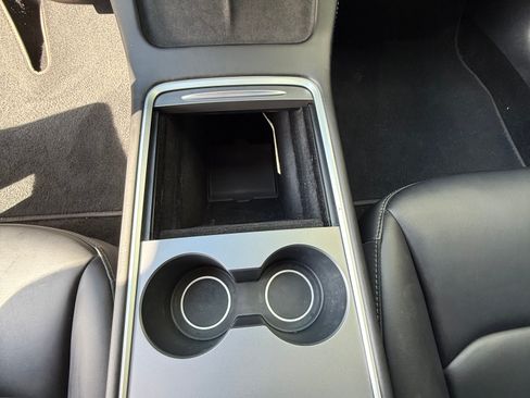 Used 2022 Tesla Model 3 Performance image 15