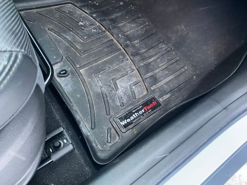 Used 2022 Hyundai Kona Limited image 10