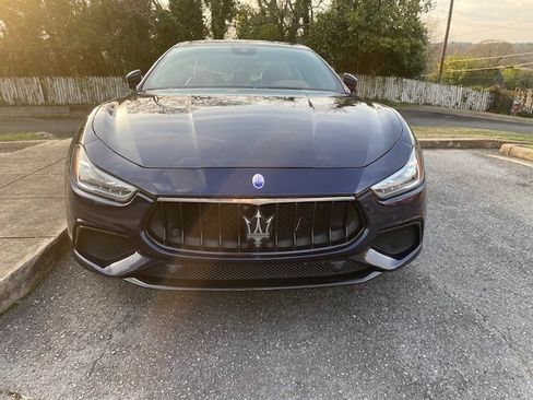 Used 2018 Maserati Ghibli S GranSport image 2