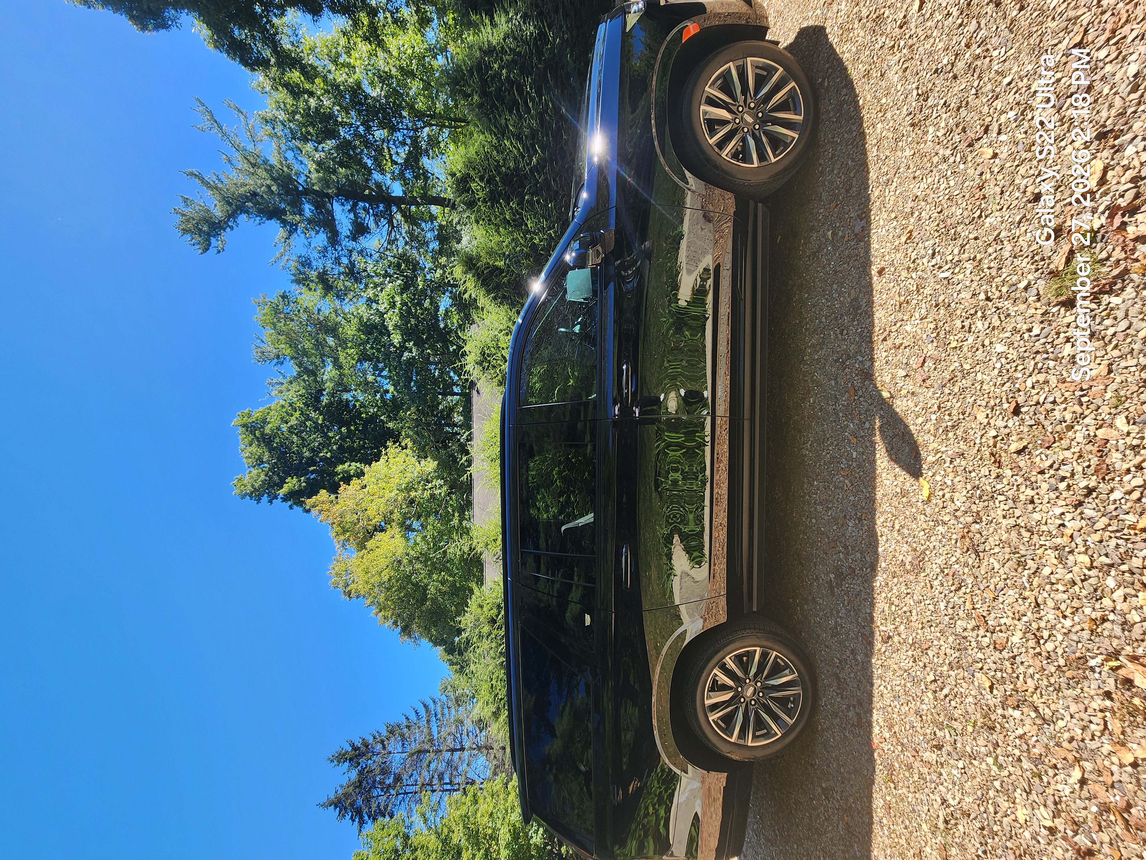 Used 2023 Cadillac Escalade ESV Sport w/ Touring Package RWD image 17