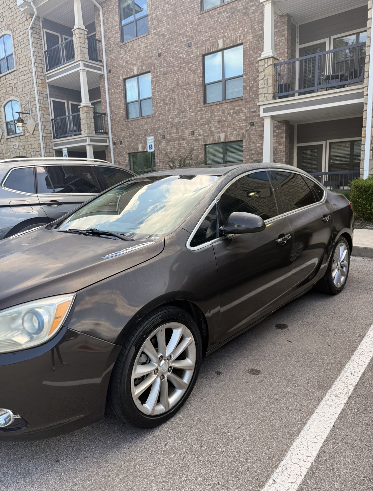 Used 2012 Buick Verano Leather FWD image 1