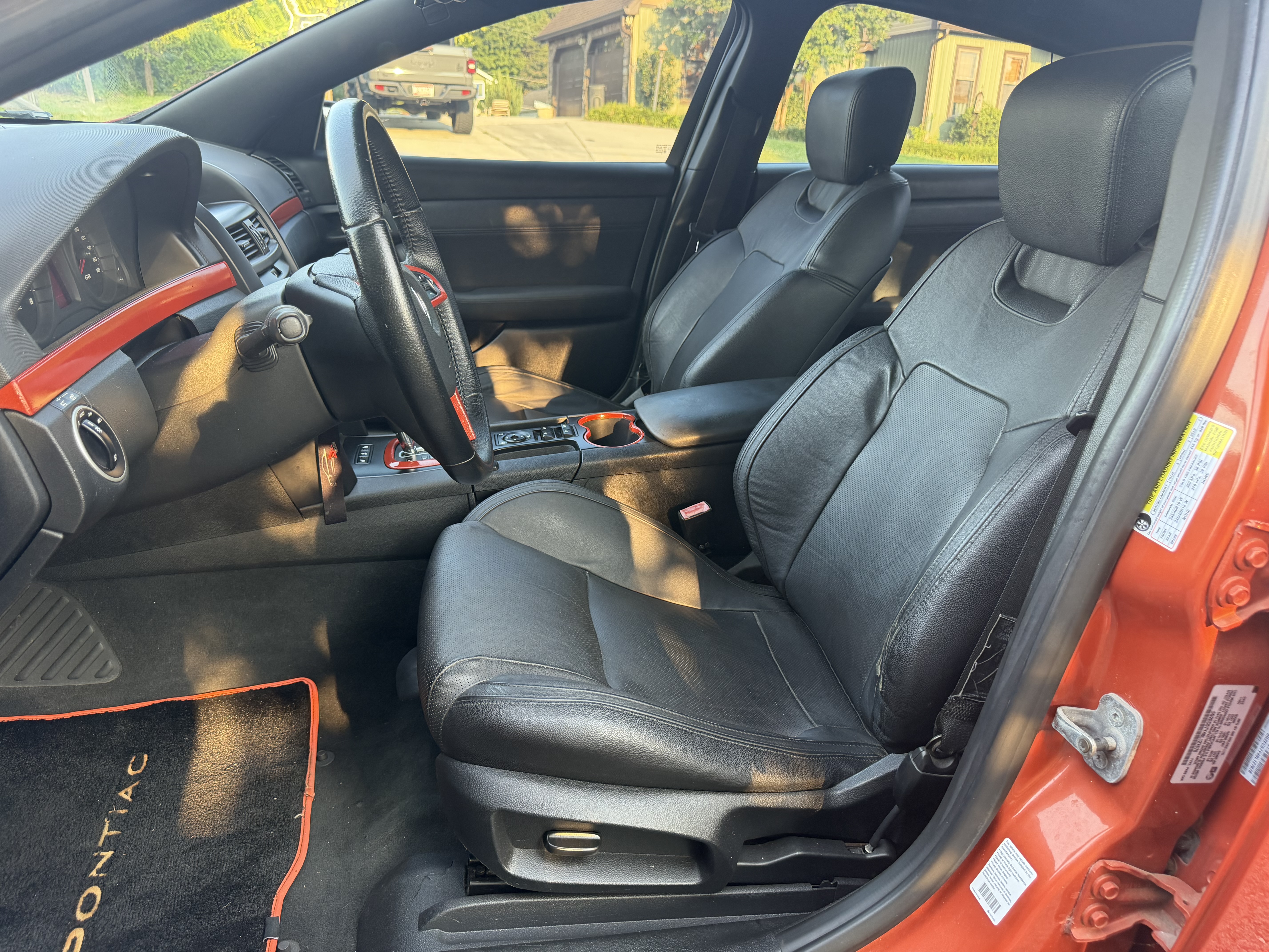 Used 2008 Pontiac G8 GT w/ Premium Package RWD image 10