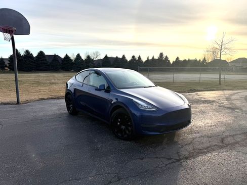 Used 2021 Tesla Model Y Long Range image 4