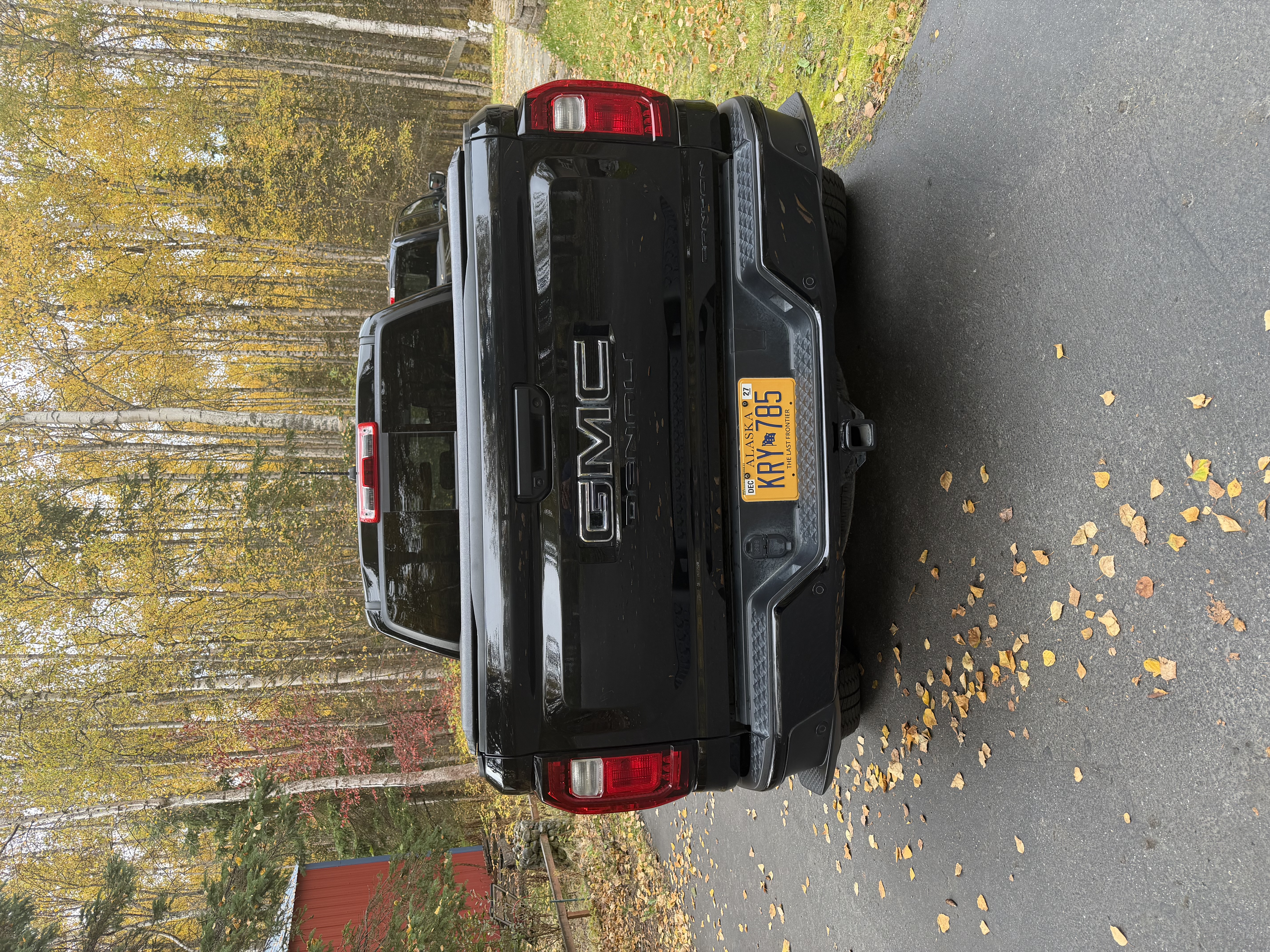 Used 2023 GMC Canyon Denali AWD/4WD image 5
