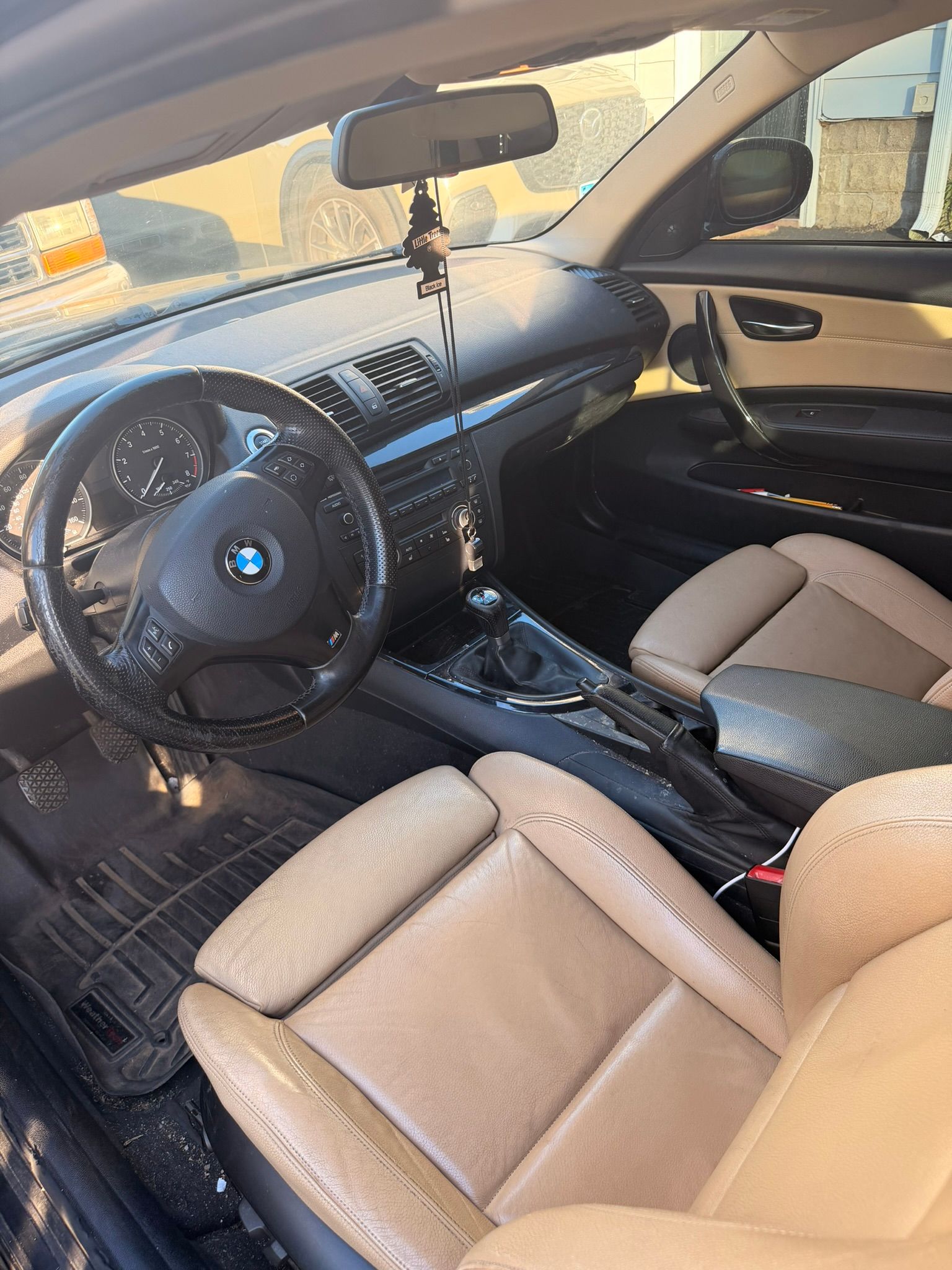 Used 2010 BMW 135i Coupe RWD image 6