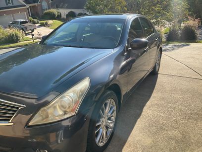 Used 2011 INFINITI G37 Journey w/ Premium Pkg